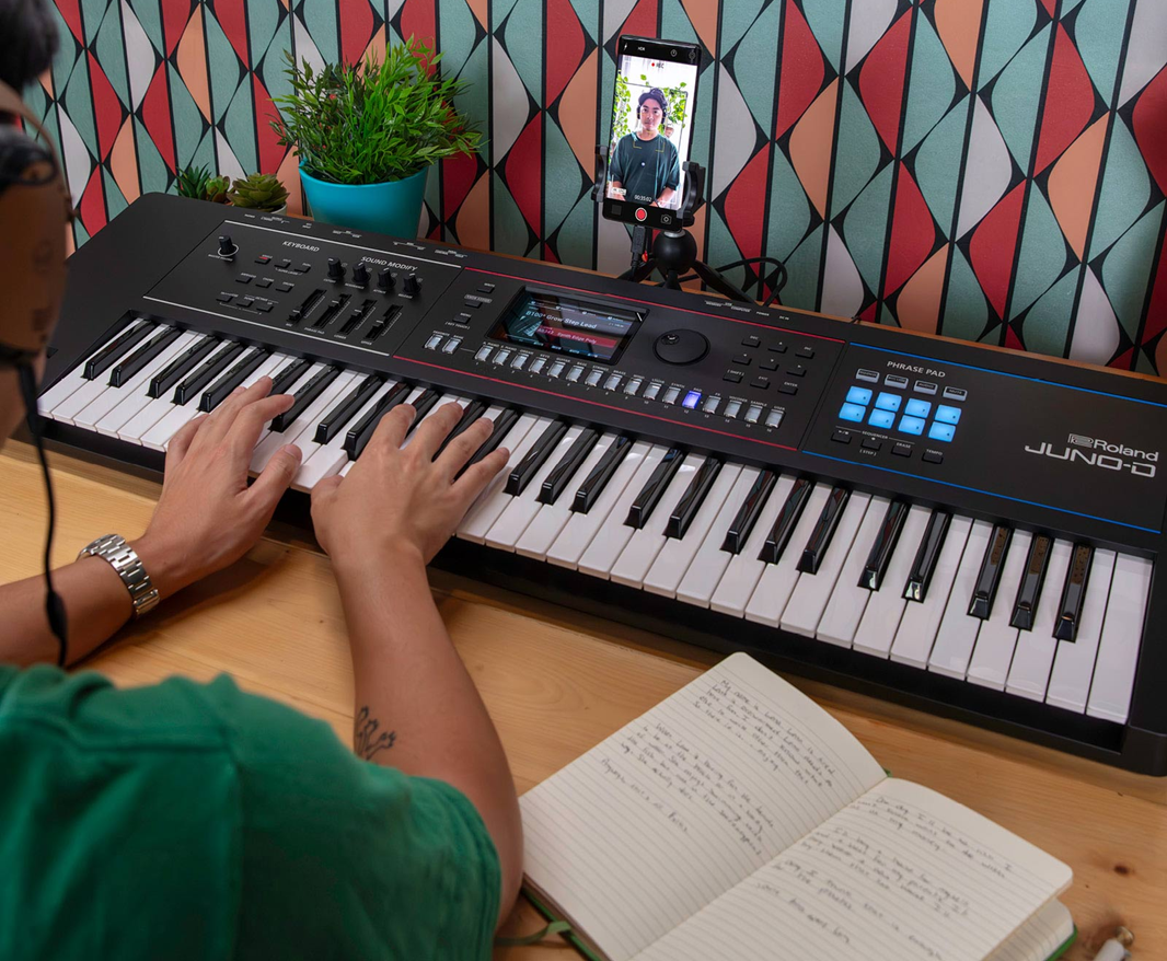 Roland JUNO-D
