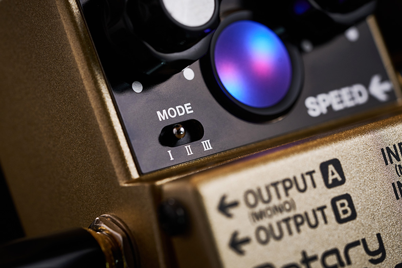 <b>BOSS RT-2 pedal compacto Rotary Ensemble</b>