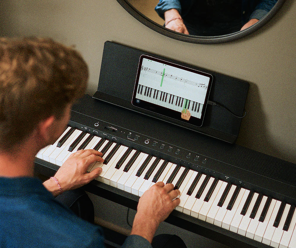 <b>Roland FP-40 Black Piano Digital Portátil com WI-FI nova app PIANO SPHERE NEW!</b>