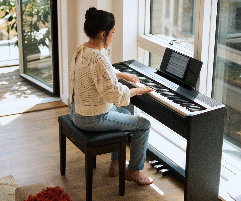 <b>Roland FP-40 Black Piano Digital Portátil com WI-FI nova app PIANO SPHERE NEW!</b>